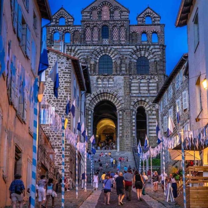 Maison Atypique - Centre Historique - Puy En Velay Le Puy-en-Velay Екстериор снимка